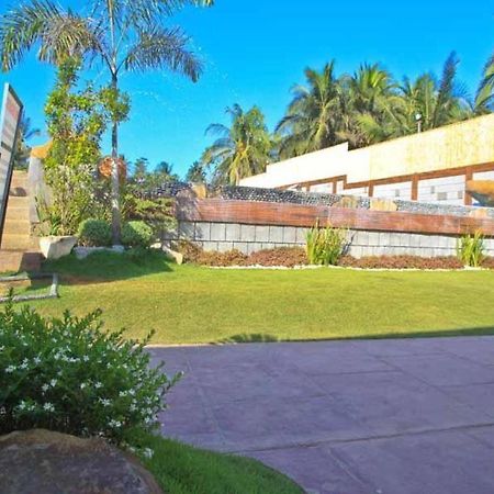 Batangas La Suena Brisa Beach Resort And Events Place מראה חיצוני תמונה