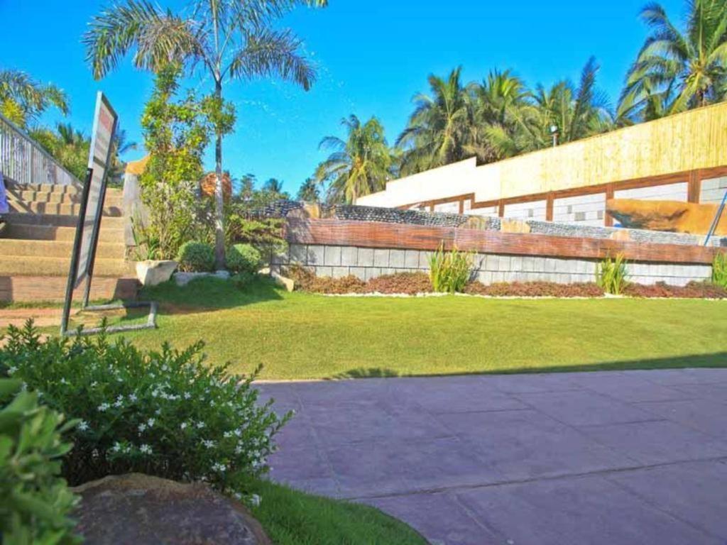 Batangas La Suena Brisa Beach Resort And Events Place מראה חיצוני תמונה