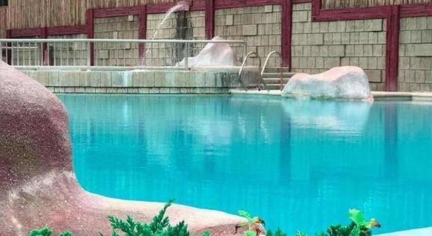 Batangas La Suena Brisa Beach Resort And Events Place מראה חיצוני תמונה